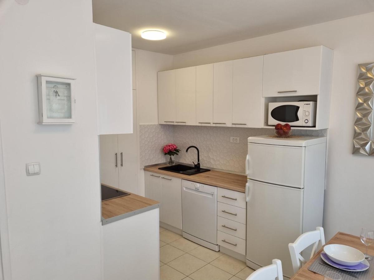 Babylu Apartman Задар Екстер'єр фото